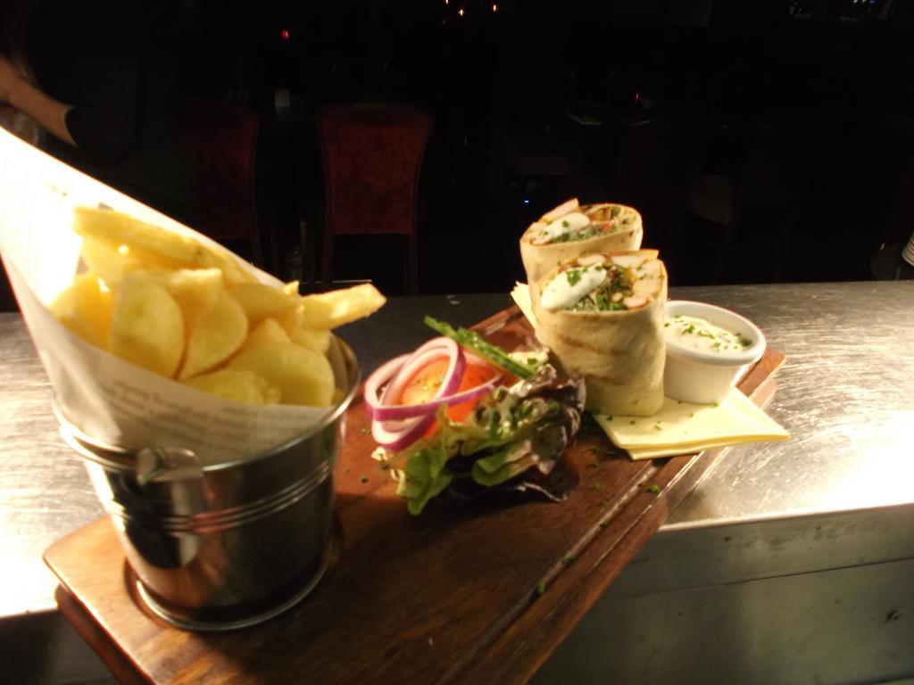 Dalys Inn Donore  Kültér fotó