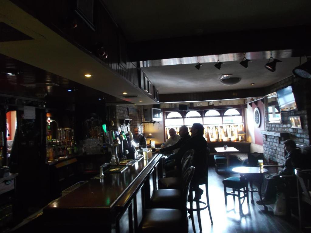 Dalys Inn Donore  Kültér fotó