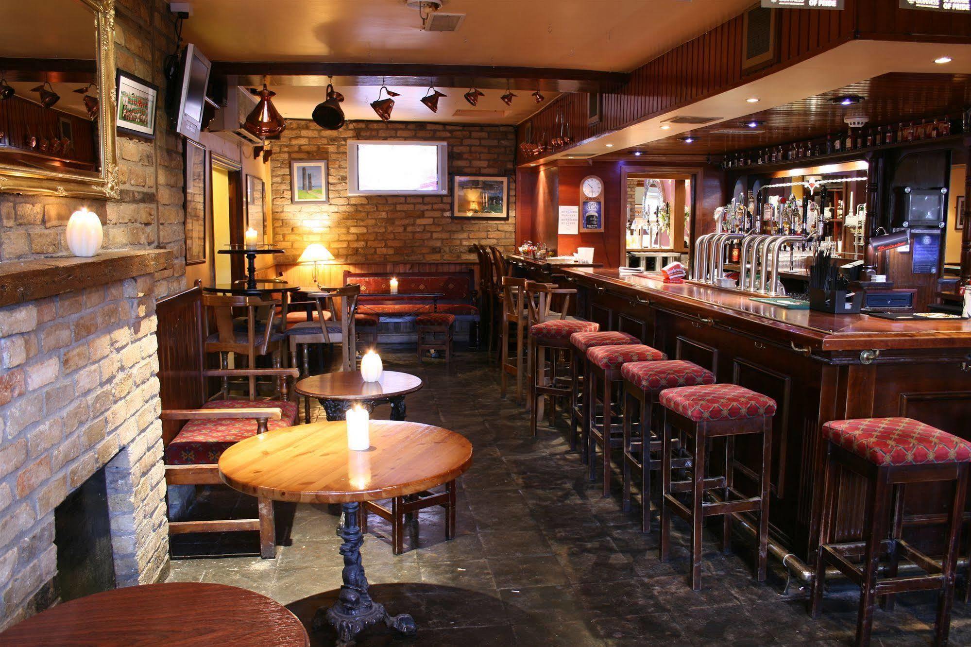 Dalys Inn Donore  Kültér fotó